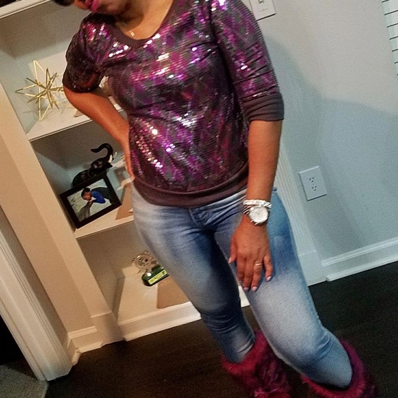 Express xs  sequin sweatshirt - Picture 9 of 9